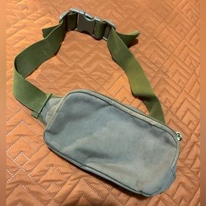 Fanny pack
